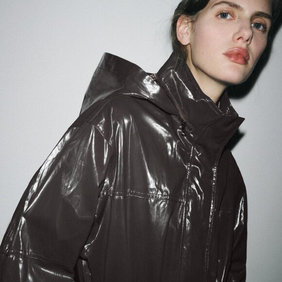 SHINY HOODED PARKA ZW COLLECTION - Picture 2 of 12